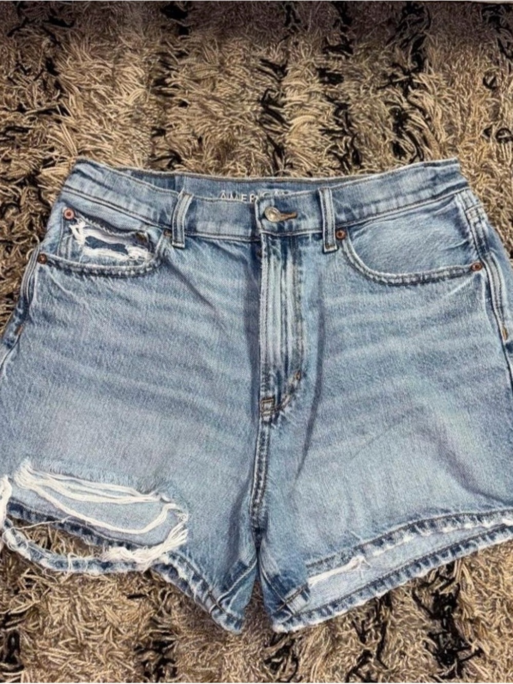 Light Wash Distressed Jean Shorts - Unbranded
